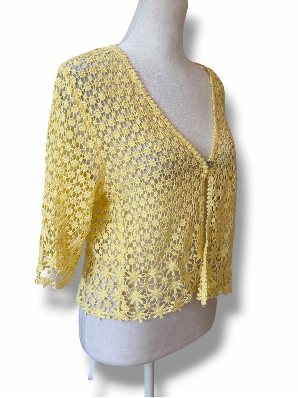 Rabbit Rabbit Rabbit Designs Yellow Floral Lace Single Button Crocheted Cardigan - Picture 5 of 16